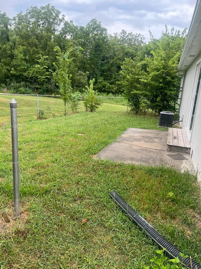 Photo - 230 NE 85th Rd