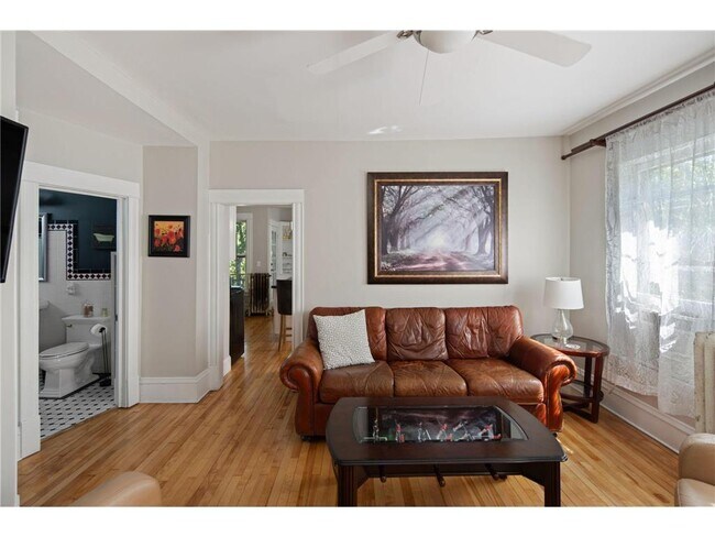 Photo - 2713 Garfield Ave