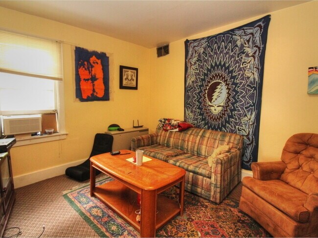 Photo - 224 Pine St