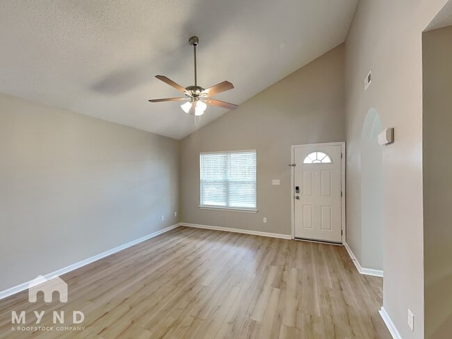 Photo - 1848 Mission Oaks St
