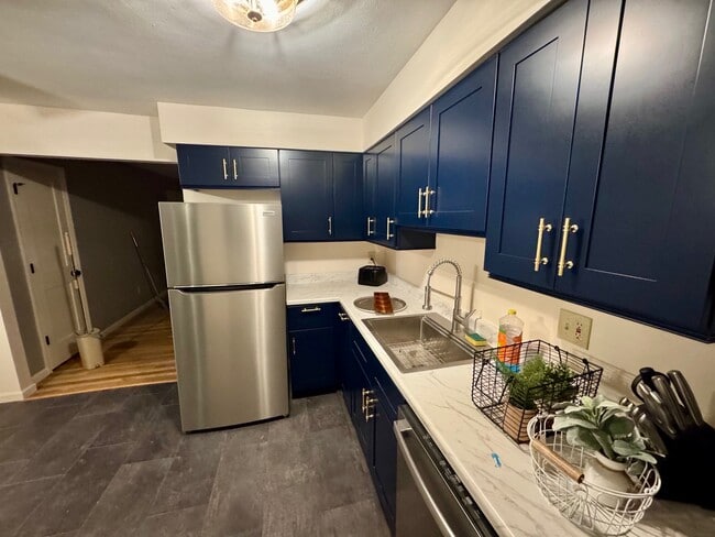 Photo - 5 Wildwood Dr Unit 2A