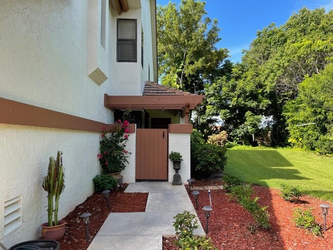 Photo - 12725 Shoreline Dr Unit 6d