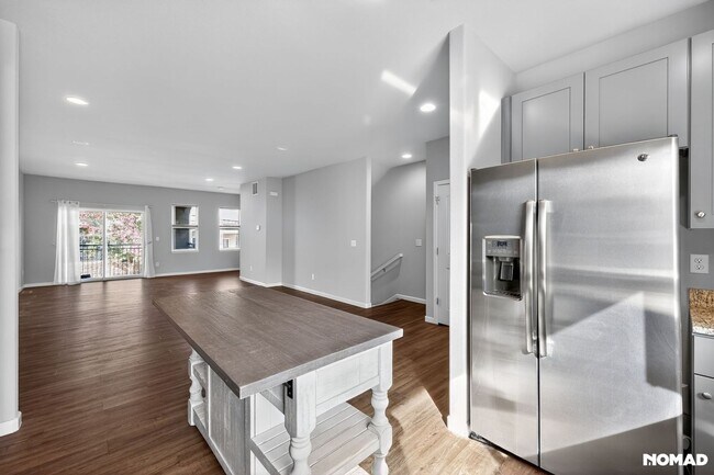 Photo - 11250 Florence St