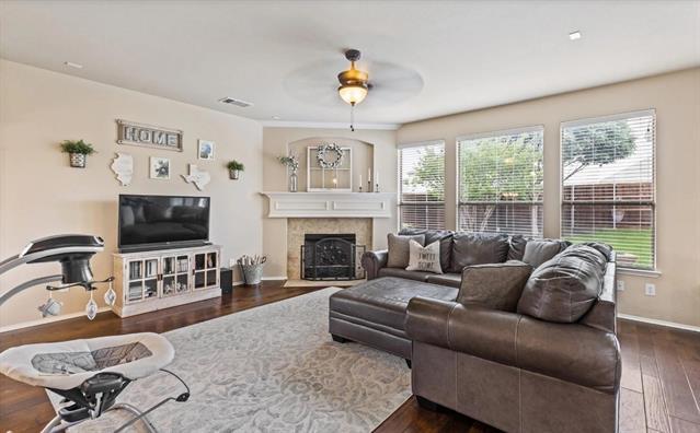 Photo - 5200 Birchwood Dr