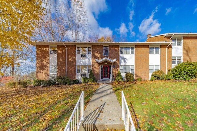 Maple Ridge Apartments