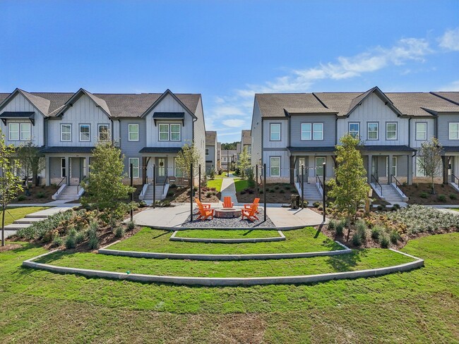 Photo - Foxgrove on Castleberry