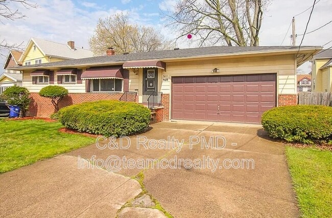 Building Photo - 8615 Macomb Ave Rental