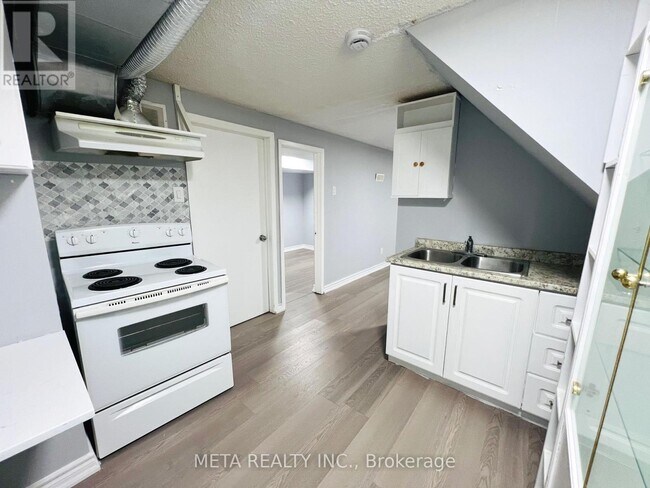Photo - 1909 Poppy Ln
