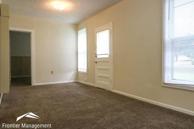 Photo - Charming Home  in a Quiet Community!