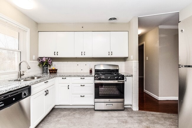 Photo - Rental Home in Ferguson MO