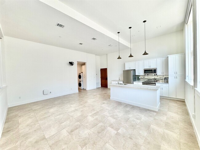 Photo - 2102 Mechanic St Unit 101