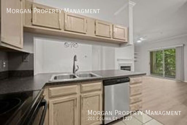 Photo - 201 Colima Ct