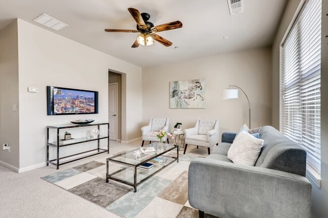 Photo - 1941 Ridgemont Ln