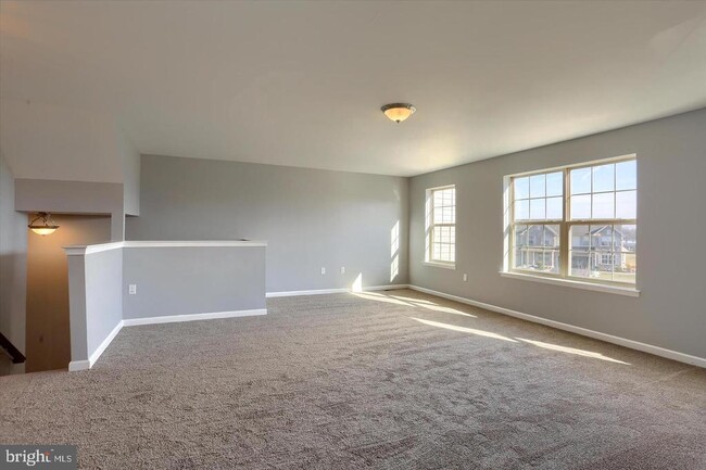 Photo - 723 Jonathan Ct