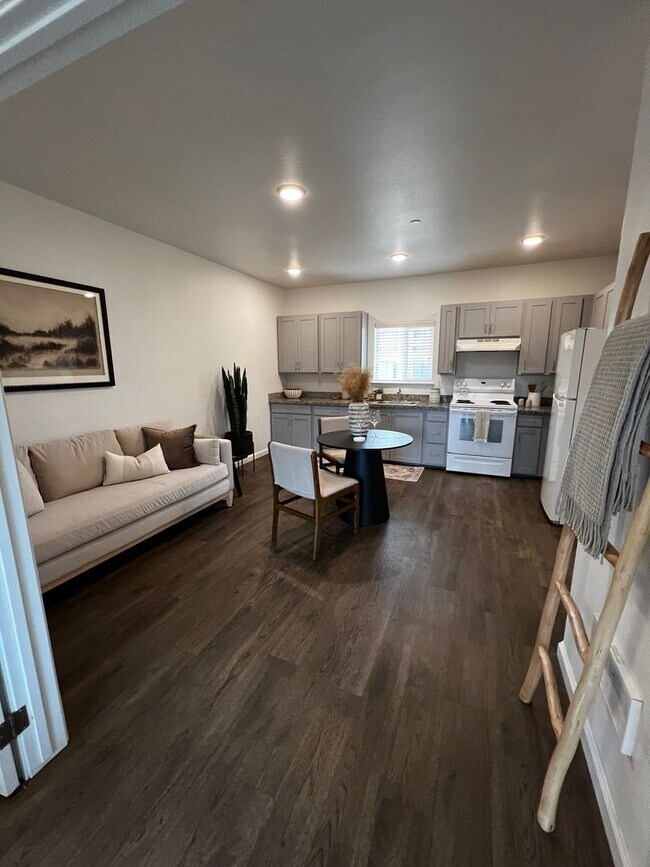 Photo - Pioneer Street Apartments Unit 2
