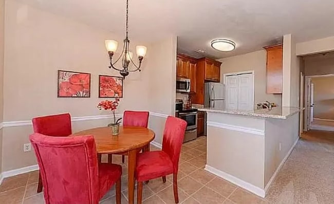 Photo - 310 Primrose Ln