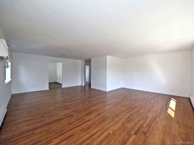 Photo - 83 Grandview Ave Unidad 2nd floor