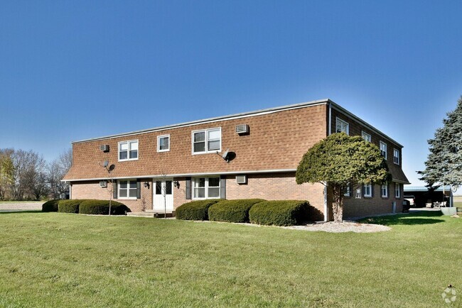 Building Photo - 46W975 Main St Unit 9 Rental