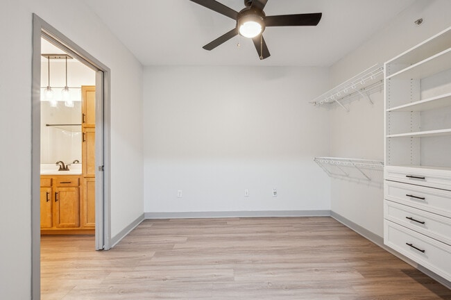 Waterside at River Park Apartments