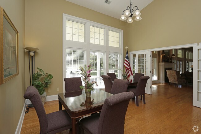 Photo - Wexford Condominiums