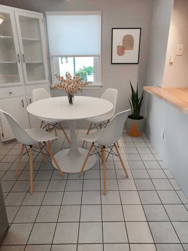 Eat in Kithcen - 95 Matilda Ter