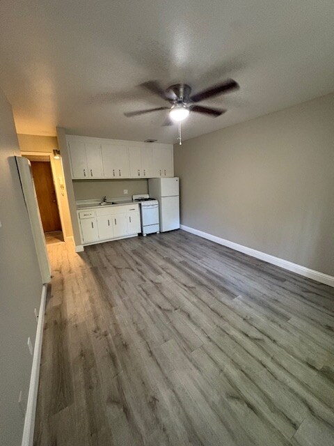 Photo - 5499 Claremont Ave Unit 6