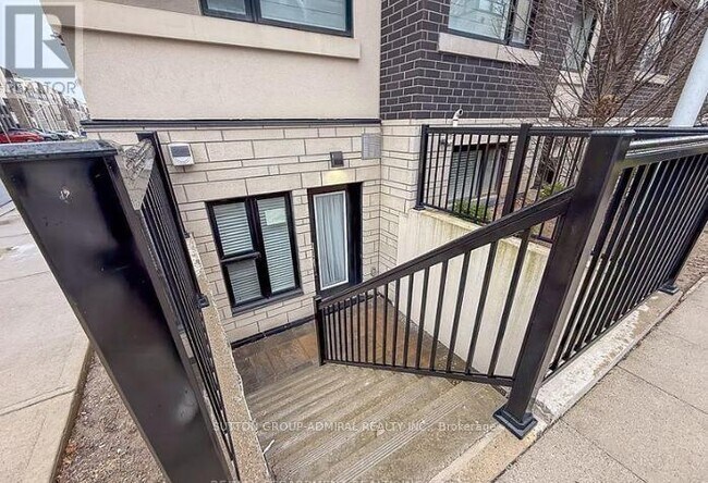 Photo - 1133 Cooke Blvd.