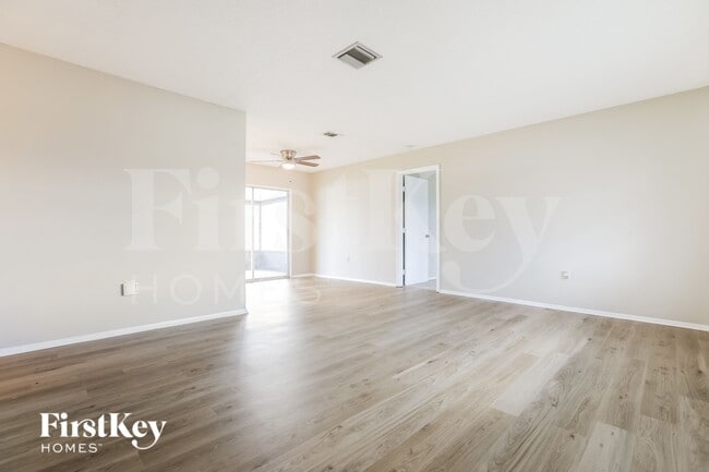 Photo - 21460 Bancroft Ave