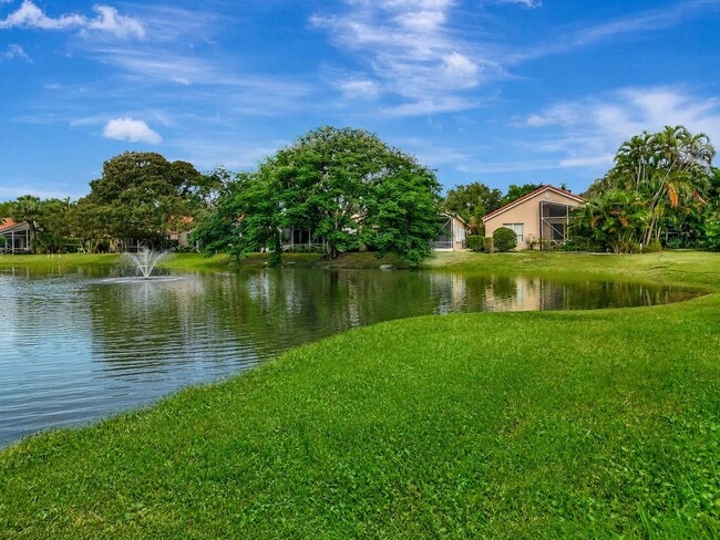 11081 Springbrook Cir