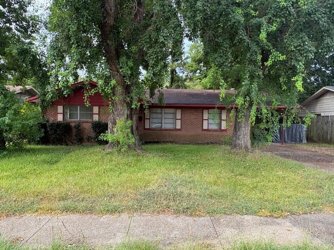Building Photo - 605 Seneca Trail