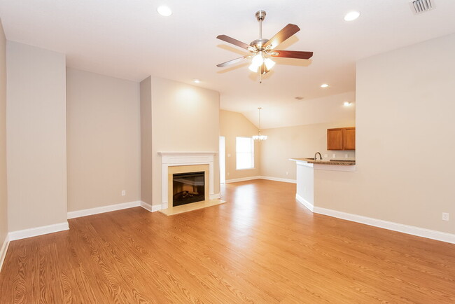 Photo - 12099 Hayden Lakes Cir