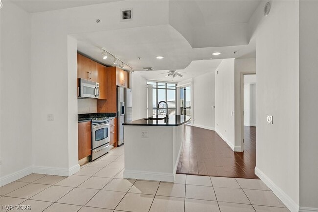 Photo - 200 W Sahara Ave Unit 1611