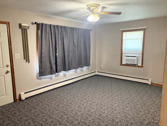 700 S Division St Unit 700 S Division Apt A