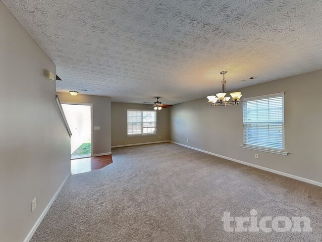 Photo - 3243 Deer Valley Dr NW