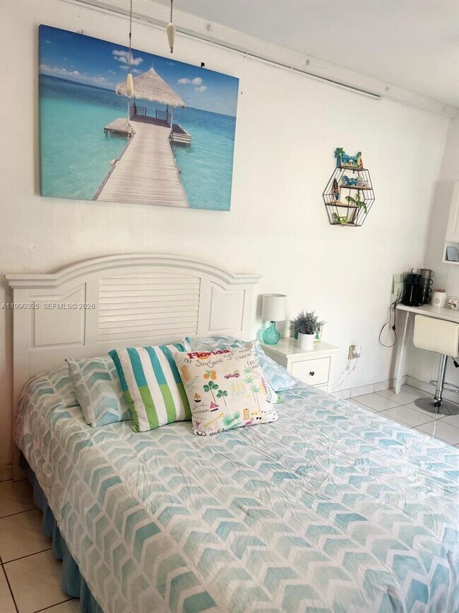 Photo - 3775 NW 13th St Unit 0