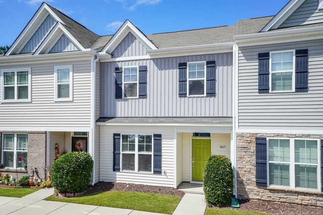 Photo - Three Bedroom Home!