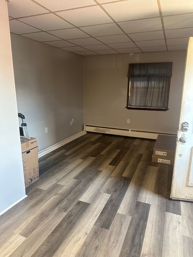 Photo - Lebanon 1st floor 1 bedroom-section 8 cons...