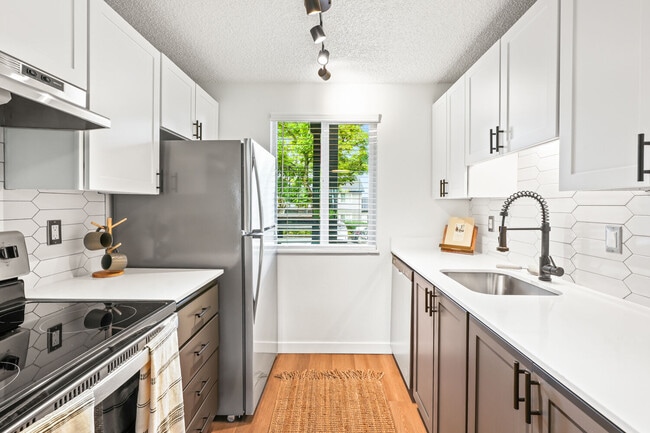 The Alden apartments — community photo