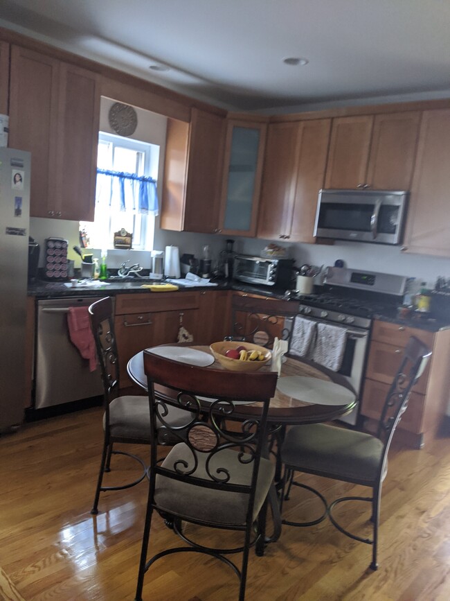 Photo - 4906 W Hutchinson St Unidad 2nd Floor