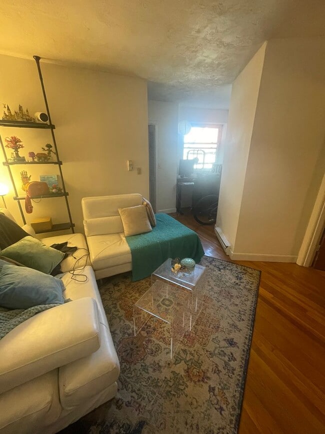 Photo - No Brokers Fee, Large Unt, Convenient Location, Heat, Hot Water Included, Laundry on a Site