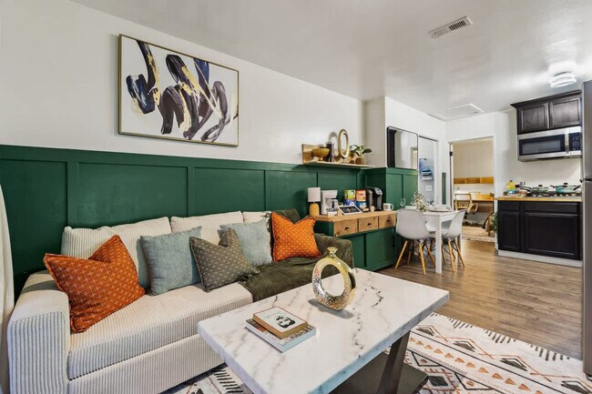 Photo - 5551 Churchward St Unidad ID1465017P