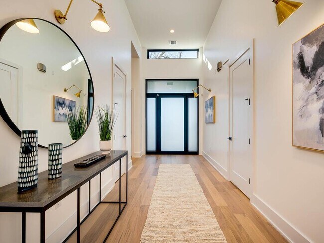 Photo - 5907 Nasco Dr