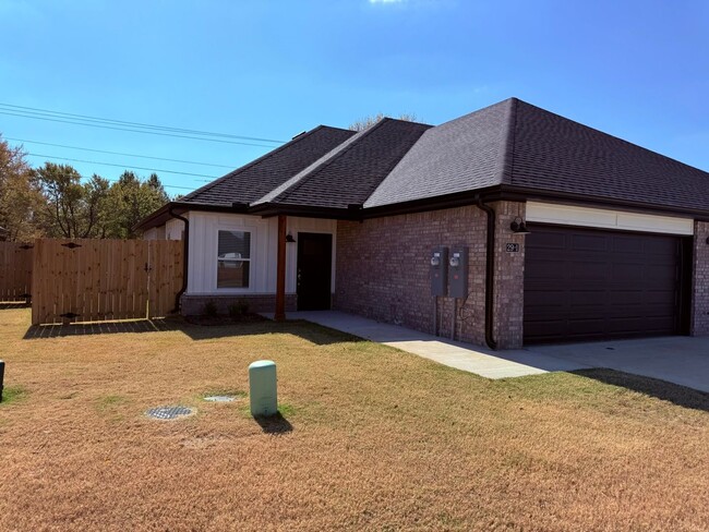 ***29 E. Bottlebrush Bend Unit 1*** - ***29 E. Bottlebrush Bend House Unit 1***