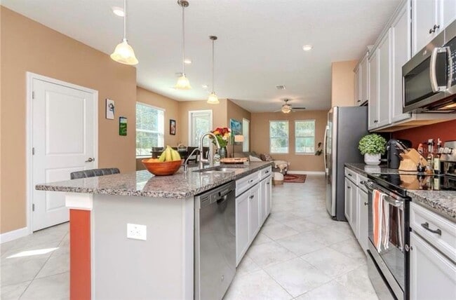 Photo - 6827 Citrus Creek Ln