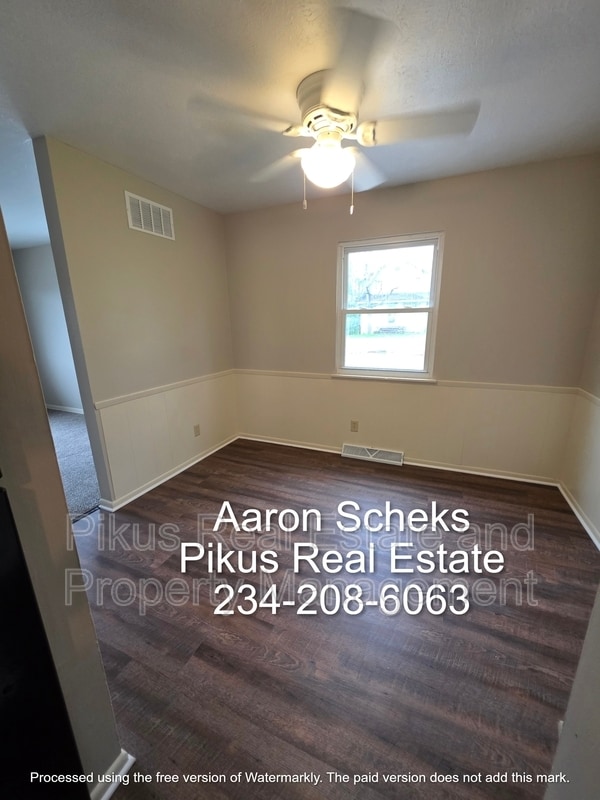 Photo - 3637 Albrecht Ave