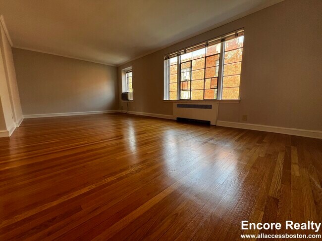 Photo - 89 Longwood Ave Unit 3