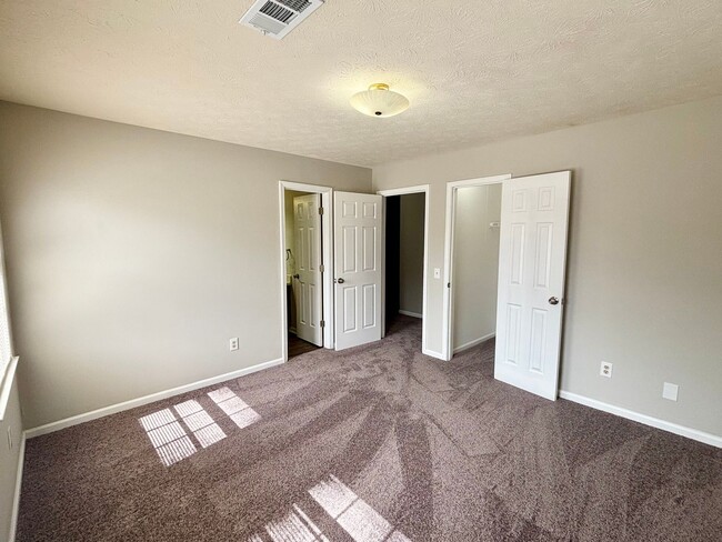 Photo - 5296 Weyden Trail Apartment Unit C