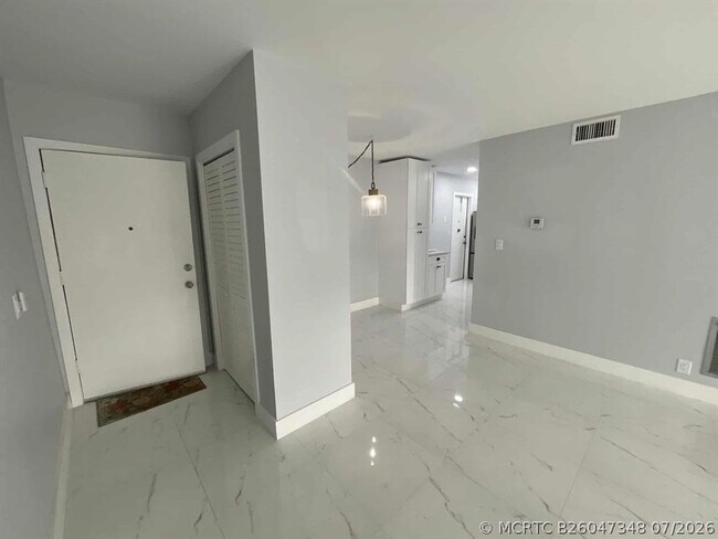 Photo - 649 W Oakland Park Blvd Unit 211a