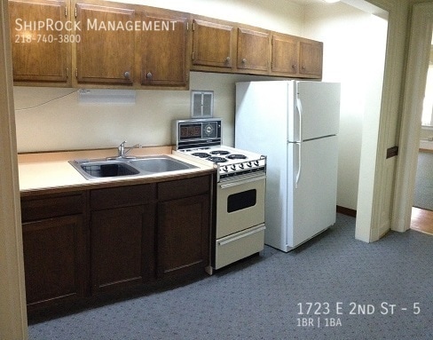 Photo - 1723 E 2nd St Unit 5