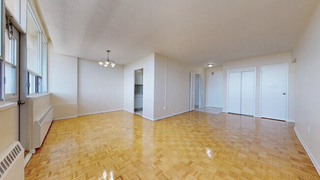 Photo - 100 York Gate Blvd